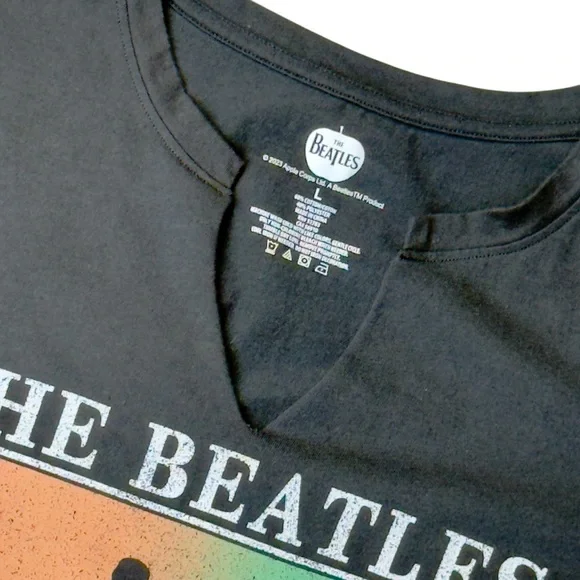 The Beatles Abbey Road Silhouette V-Neck Graphic Boho Rock Vibes T-shirt Large - Picture 5 of 6